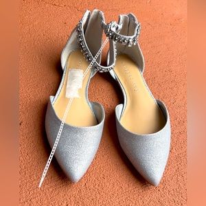 Copper Key Glitter Rhinestone Silver Flats, New without Box, size 6.5